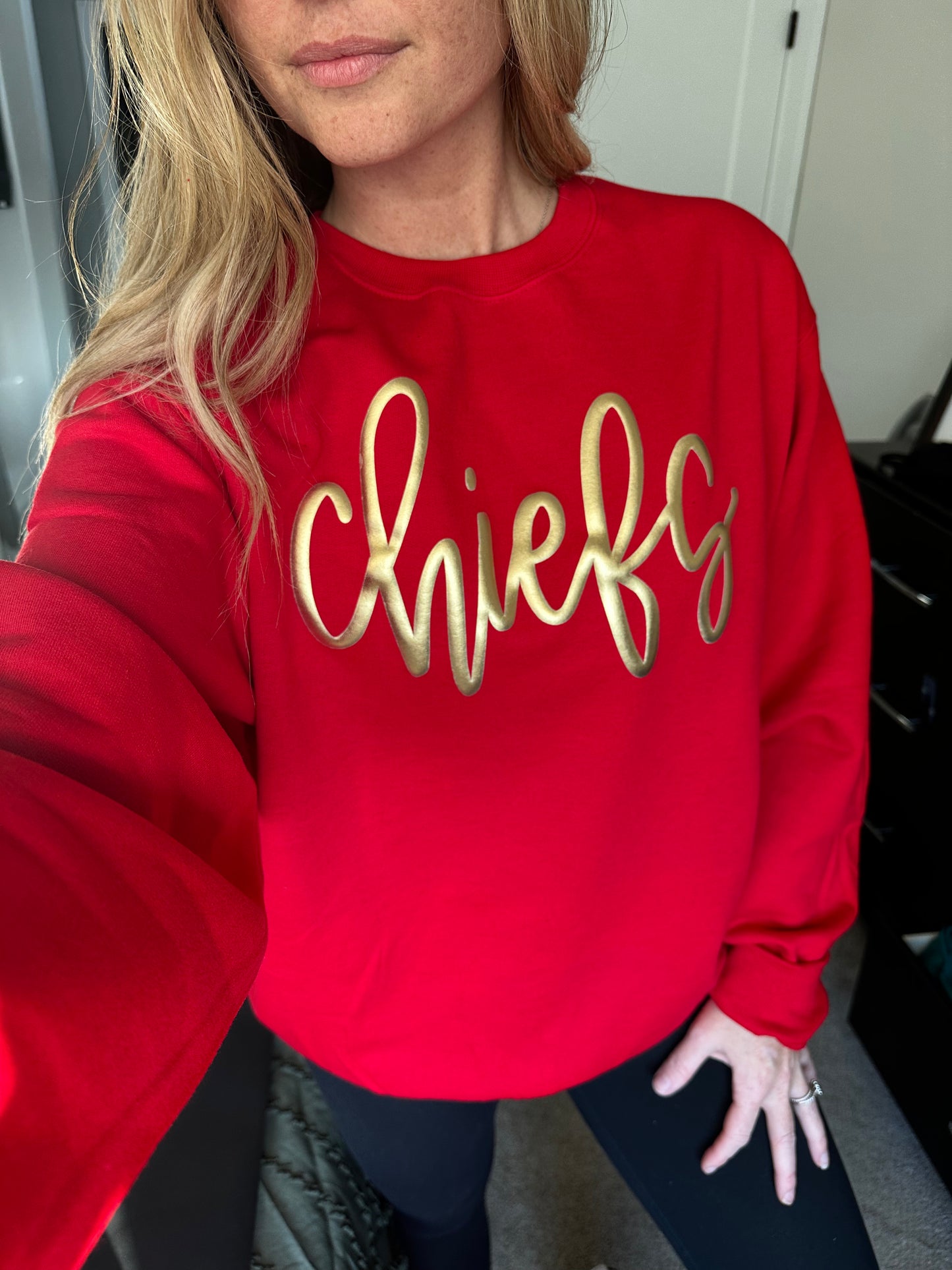 Chiefs Metallic Puff Crew