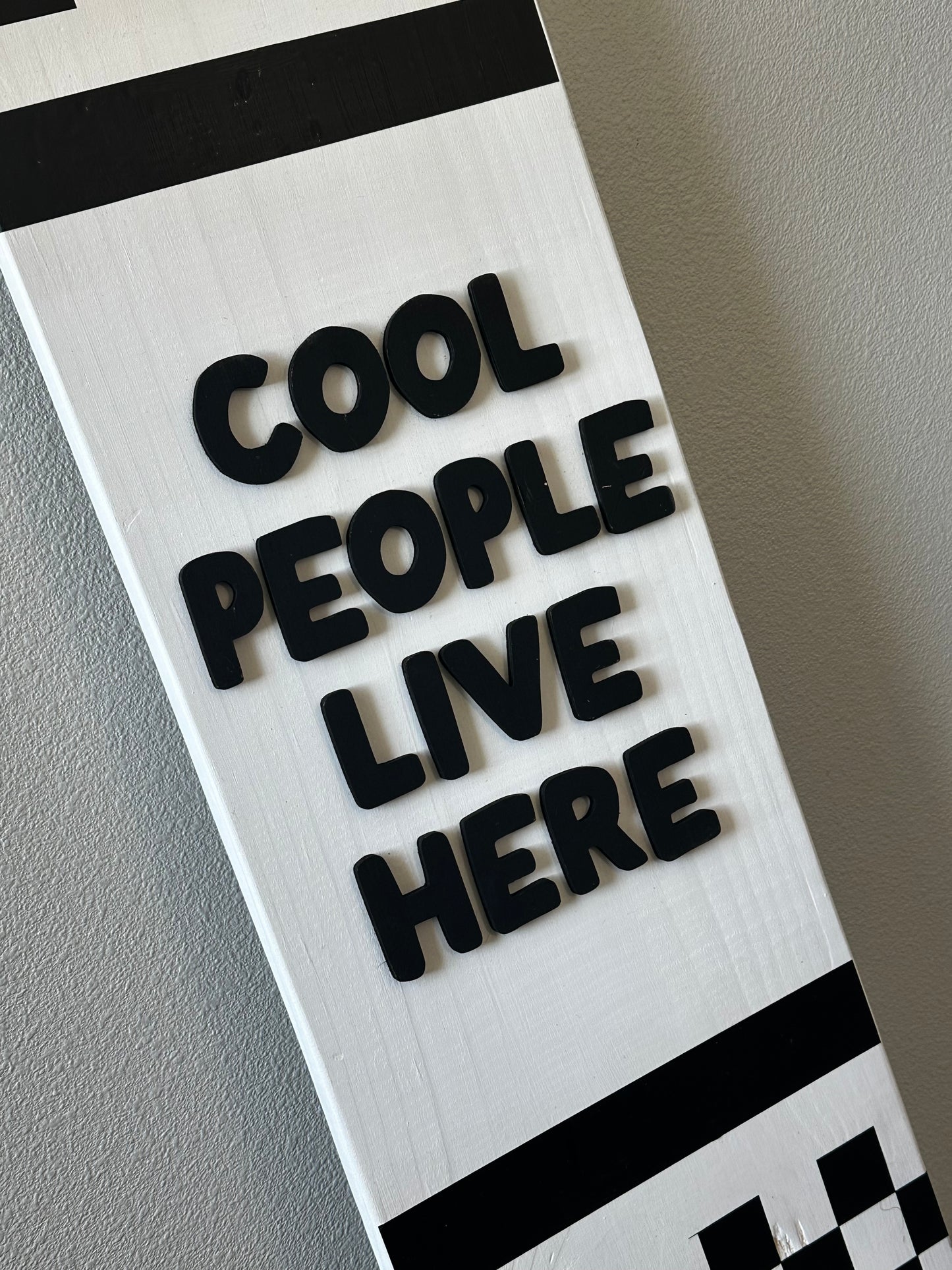 Cool People Live Here