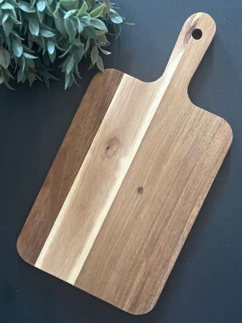 13.5" x 7" Acacia Cutting Board